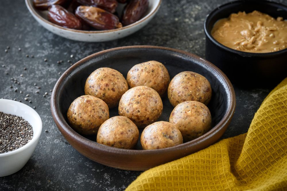 Apple & Peanut Butter Bites—Crunchy Snacks!